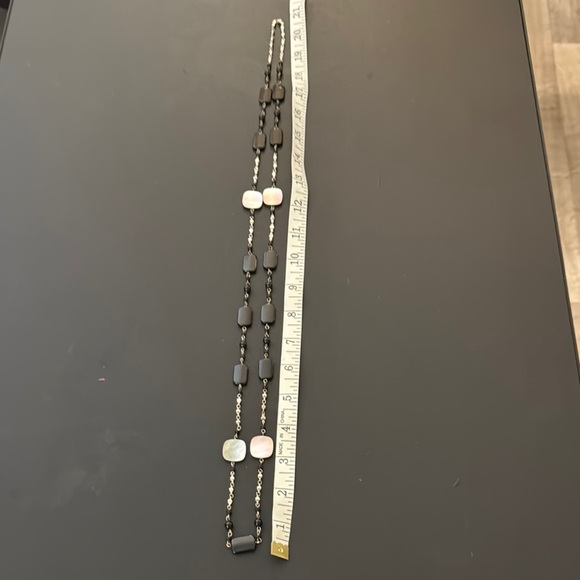 Elegant Black and White Necklace - Picture 2 of 3